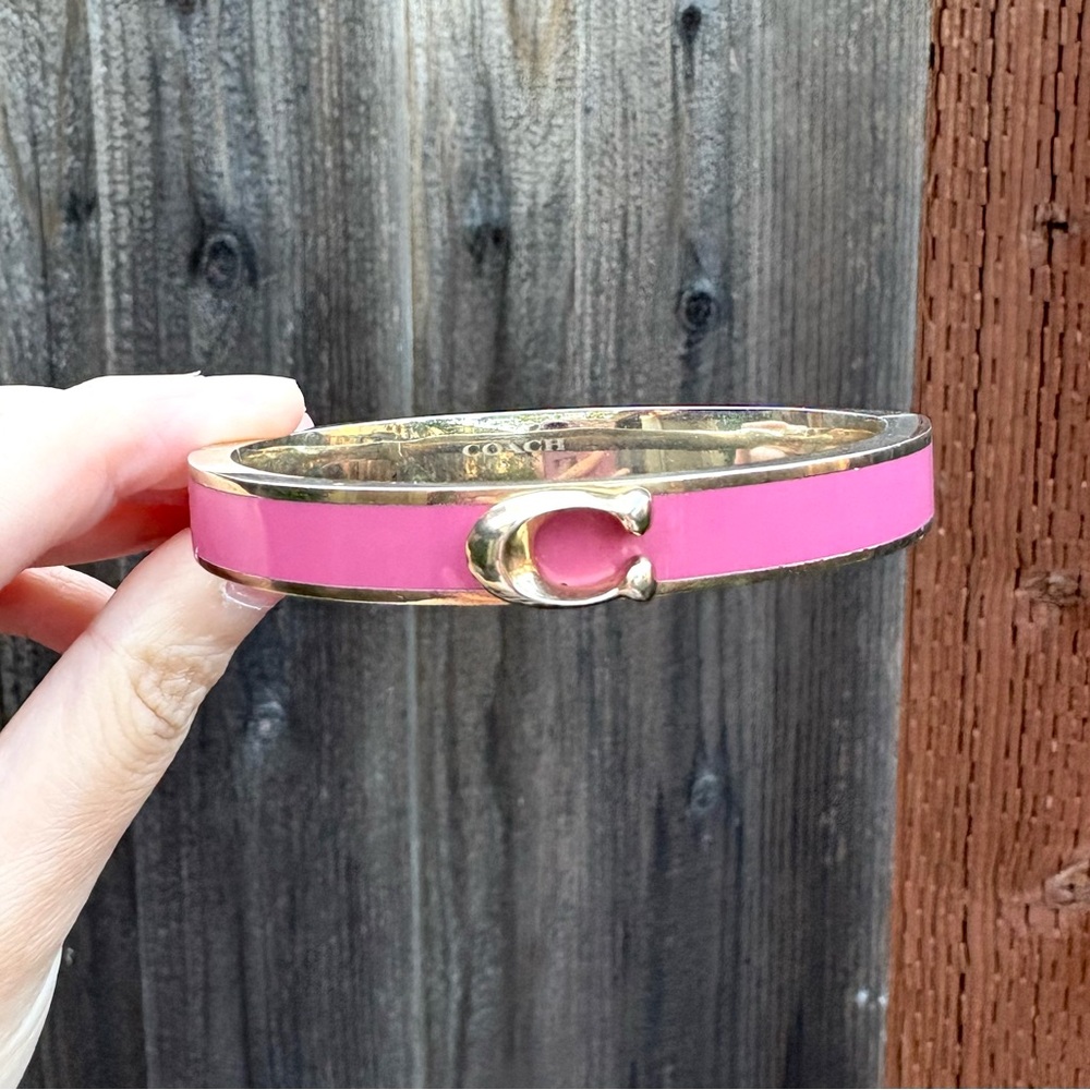 COACH Signature Push Hinged Bangle In Gold/Hot Pink Style $128